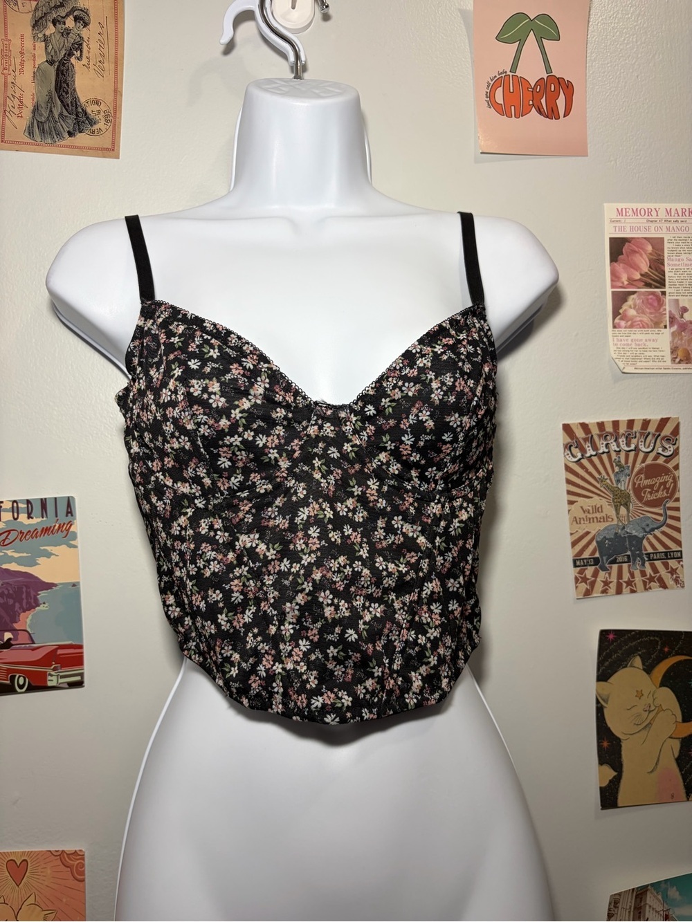 miami Black Floral Sweetheart Crop Camisole